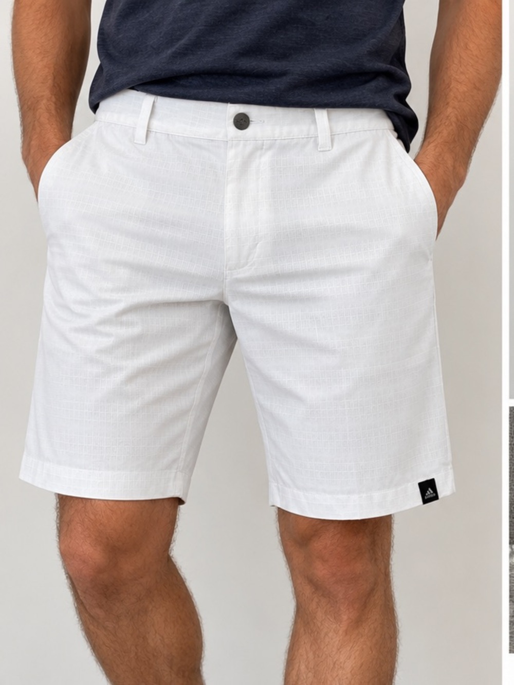 Adidas Men’s White Textured Golf Shorts – Size 30